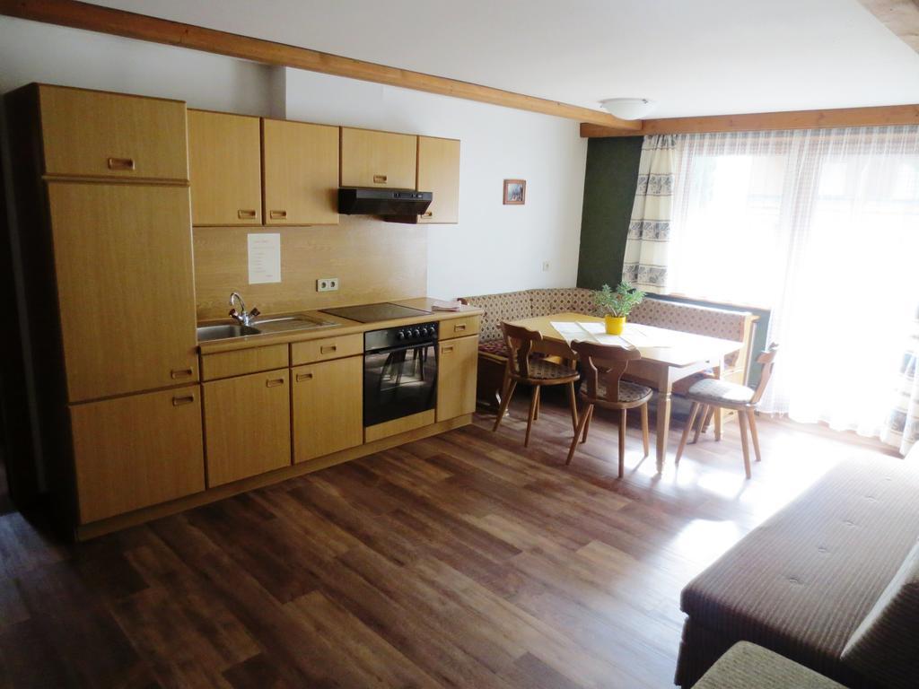 Апартаменти Wolke7 Family First Санкт-Антон-ам-Арльберг Номер фото